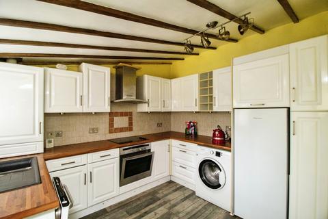 2 bedroom terraced house for sale, West Street, Rochford, SS4