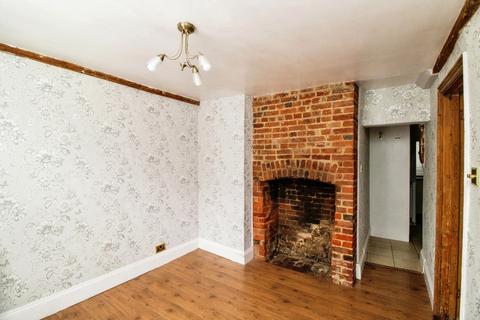 2 bedroom terraced house for sale, West Street, Rochford, SS4