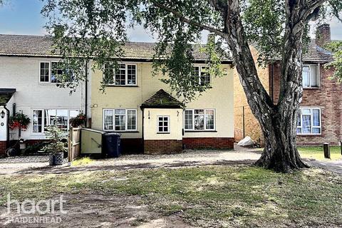 3 bedroom end of terrace house for sale, Shepherds Close, Maidenhead