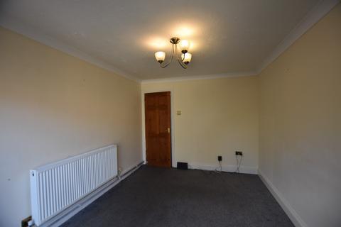 2 bedroom terraced house to rent, Keyham Court, Eastfield, Peterborough, PE1