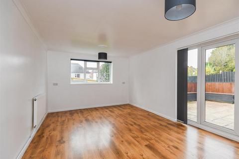 38 Derby Avenue, Wolverhampton, WV6 9JR