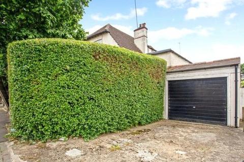 4 bedroom detached house for sale, Decoy Avenue, Temple Fortune, NW11