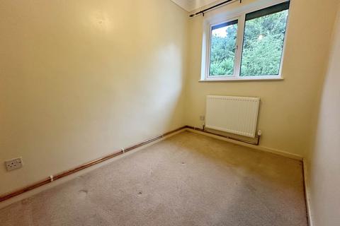 15 Benington Close, Luton, LU2 7YJ
