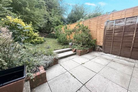 15 Benington Close, Luton, LU2 7YJ