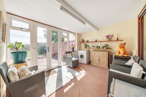 3 bedroom semi-detached house for sale, Staines-upon-Thames,  Surrey,  TW18