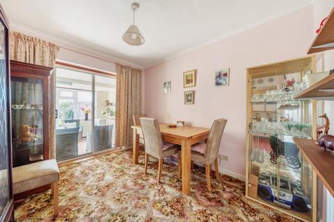 3 bedroom semi-detached house for sale, Staines-upon-Thames,  Surrey,  TW18