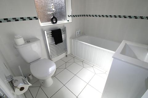 122a Como Street, Romford, RM7 7DT