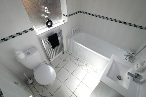 122a Como Street, Romford, RM7 7DT