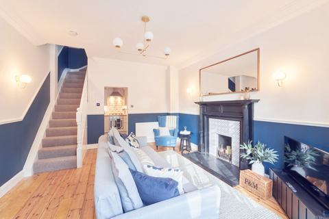 105b Slough Road, Datchet, Slough, SL3 9AQ