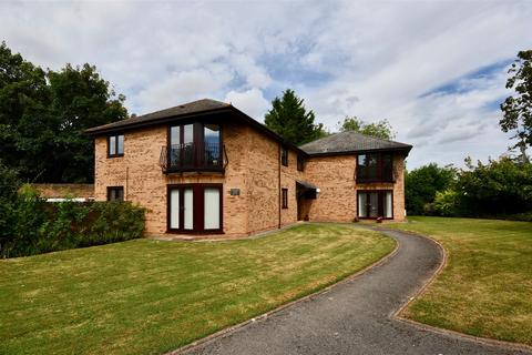 2 bedroom flat for sale, Bath House Court, Wellington Road, Taunton