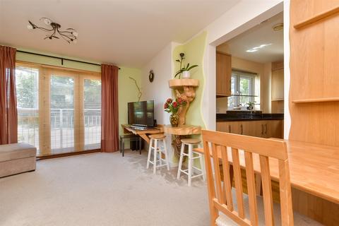 1 Hengist Way, Wallington, SM6 9BP