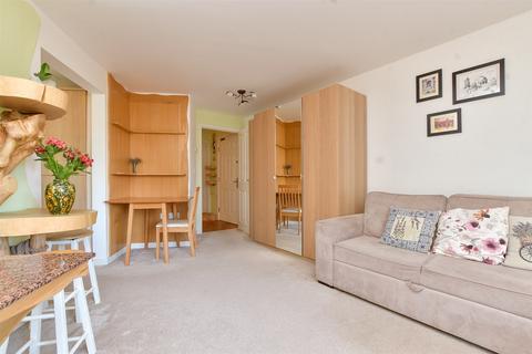 1 bedroom ground floor flat for sale, Hengist Way, Wallington, Surrey