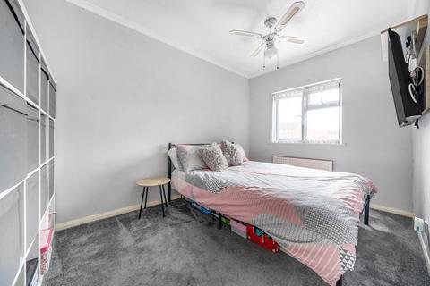 5 Leven, Freshbrook, Swindon, SN5 8QW