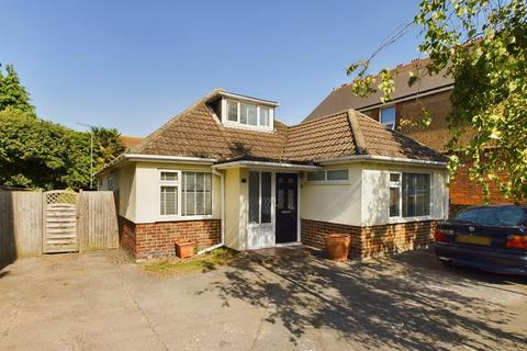 4 bedroom detached bungalow for sale, Beacon Road, Broadstairs, CT10