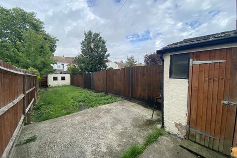 43 Waterloo Road, Gillingham, ME7 4SA