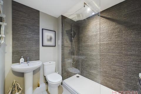 33 Lamberton Drive, Brymbo, Wrexham, LL11 5FN