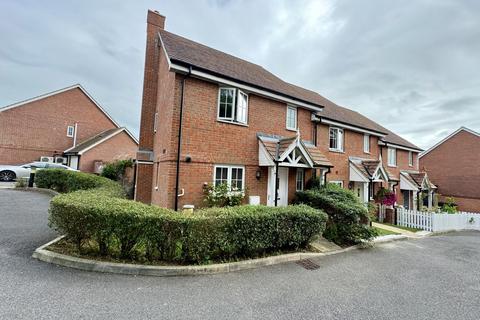 3 bedroom end of terrace house for sale, Carnforth Crescent, Eastbourne, East Sussex, BN23