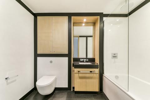 2 bedroom apartment for sale, Embassy Gardens London SW11