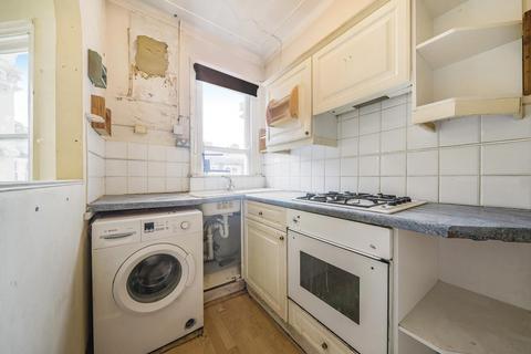 2 bedroom flat for sale, Whitbread Road, Brockley