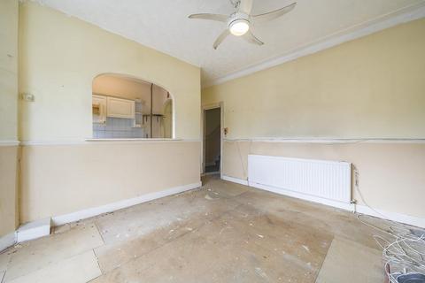 2 bedroom flat for sale, Whitbread Road, Brockley