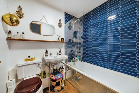 2 bedroom flat for sale, Talbot Road,  London,  W2,  W2