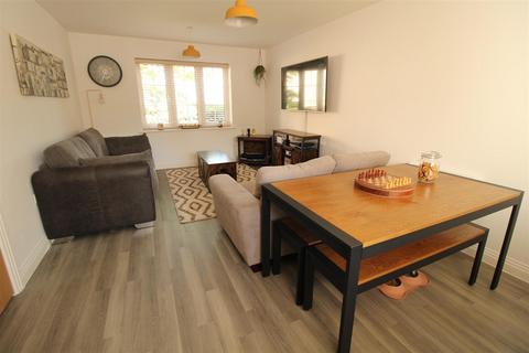 65 Cartmel Road, Daventry, NN11 2NY
