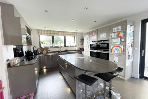 6 bedroom detached house for sale, Westmount Road, Jersey JE2