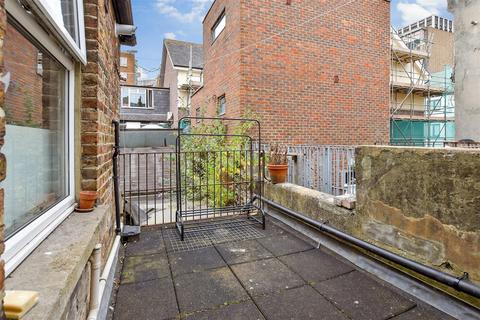 4 bedroom maisonette for sale, London Road, Brighton, East Sussex