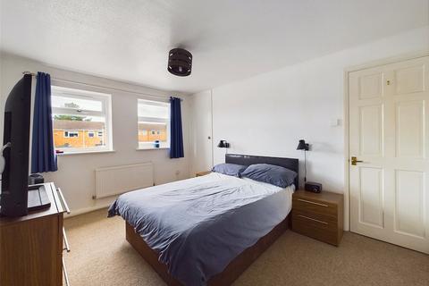 23 Armscroft Gardens, Gloucester, GL2 0RT