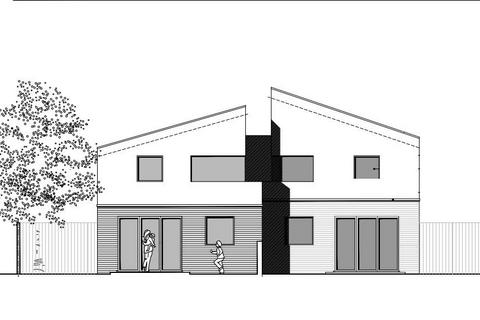 8 Heathside, Whitton, Hounslow, TW4 5NN