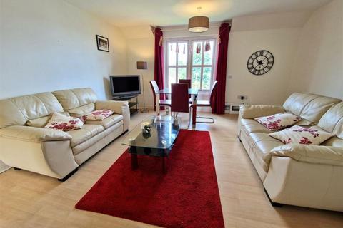 2 bedroom flat to rent, Bobby Jones Place, St Andrews KY16