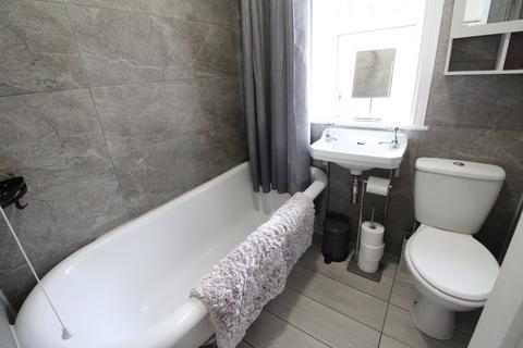 98 Worth View, Oakworth, Keighley, BD22 7ND