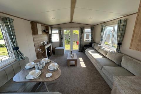 2 bedroom static caravan for sale, Pakefield Holiday Park