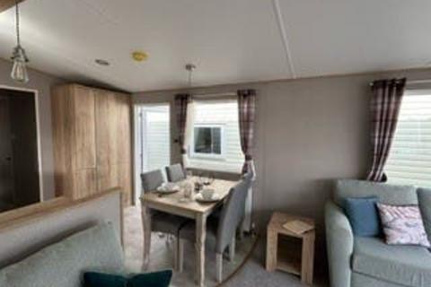 2 bedroom lodge for sale, Pevensey Bay Holiday Park