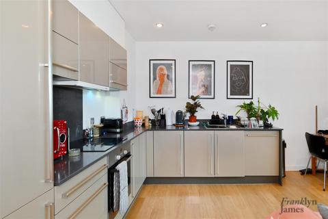 1 bedroom apartment for sale, Iona Tower, Ross Way, E14