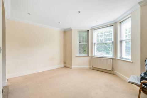 2 bedroom apartment for sale, Park Rise, Leatherhead, Surrey