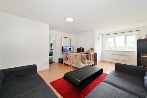 2 bedroom apartment for sale, Wheat Sheaf Close, Isle of dogs, E14