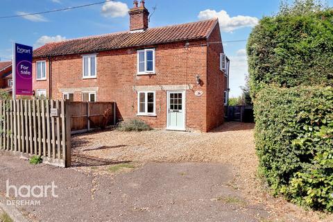 3 bedroom cottage for sale, Dereham Road, Garvestone