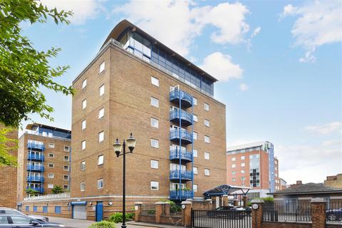 2 bedroom apartment for sale, 1 Jardine Road, London, E1W