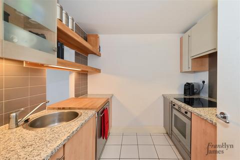 2 bedroom apartment for sale, Millennium Harbour, Westferry Road, London, E14