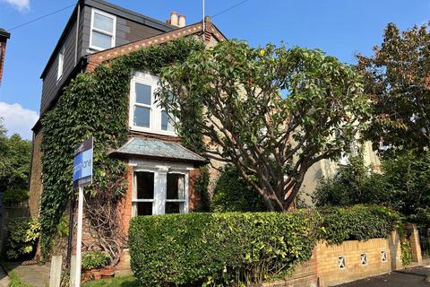 4 bedroom semi-detached house for sale, Craven Road, Kingston Upon Thames KT2