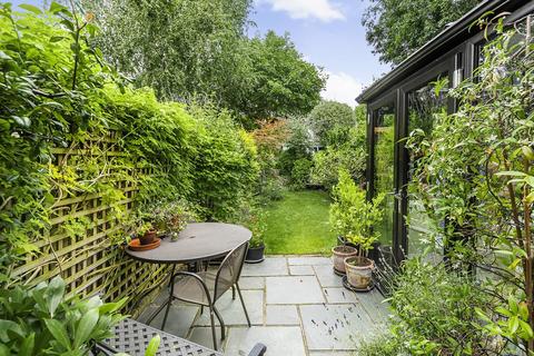 7 Craven Road, Kingston Upon Thames, KT2 6LW