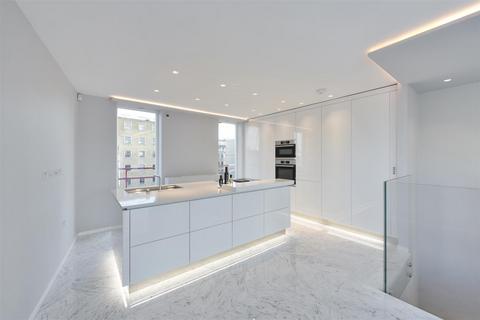 3 bedroom duplex for sale, Borough Mansions, Borough High Street, London, SE1