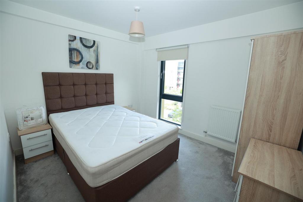R6  2859.jpg