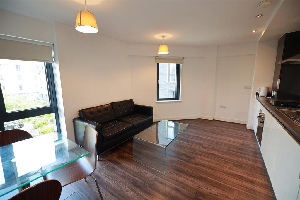R6  2846.jpg