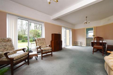 2 bedroom detached bungalow for sale, Firsby Avenue, Croydon CR0