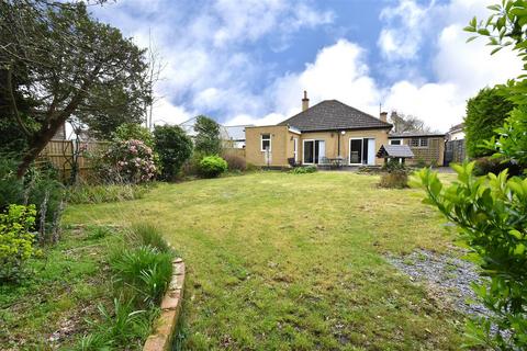 2 bedroom detached bungalow for sale, Firsby Avenue, Croydon CR0