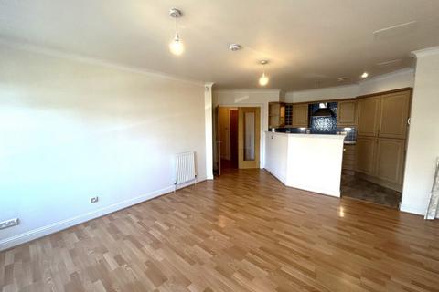 2 bedroom ground floor flat to rent, 17/2 Harbourside, Inverkip, Greenock, PA16 0BF