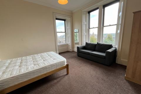 5 bedroom flat to rent, Dalkeith Road, Newington, Edinburgh, EH16