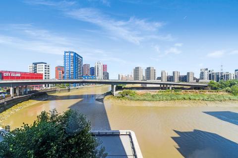 2 bedroom apartment to rent, Douglass Tower, Goodluck Hope, London, E14
